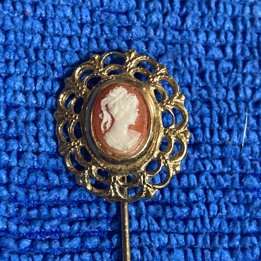 Cameo Stick Pin